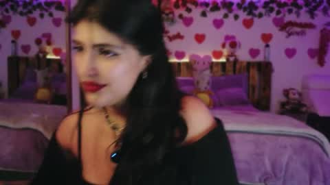 Snapshot of azaharnoor chatting on 05/31/26, 12:19 Azahar online show from 05/31/26, 12:19