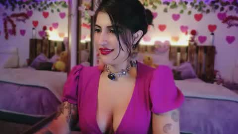 Snapshot of azaharnoor chatting on 06/10/26, 12:33 Azahar online show from 06/10/26, 12:33
