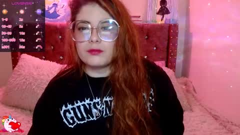 Snapshot of azamy_12 chatting on 12/02/24, 08:55 Amanda online show from 12/02/24, 08:55