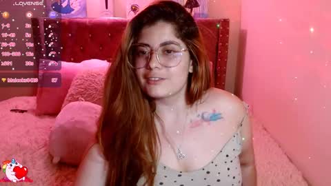 Snapshot of azamy_12 chatting on 12/30/24, 03:03 Amanda online show from 12/30/24, 03:03