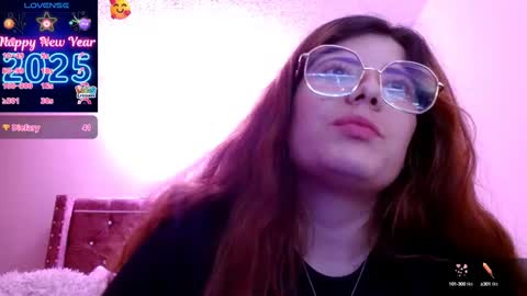 Snapshot of azamy_12 chatting on 01/08/25, 07:13 Amanda online show from 01/08/25, 07:13
