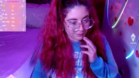 Snapshot of azamy_12 chatting on 02/25/25, 06:03 Amanda online show from 02/25/25, 06:03