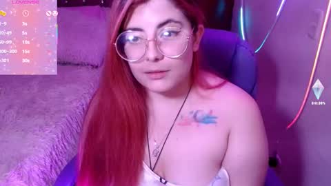 Snapshot of azamy_12 chatting on 03/04/25, 03:55 Amanda online show from 03/04/25, 03:55