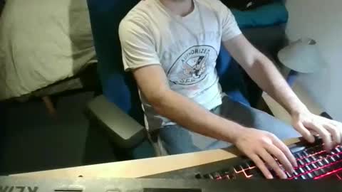 Snapshot of azdert2100 chatting on 11/09/25, 05:22 azdert online show from 11/09/25, 05:22