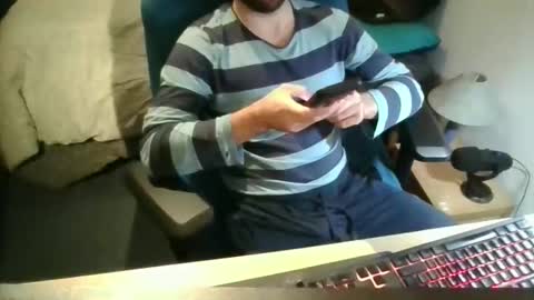 azdert online show from 11/19/25, 03:12