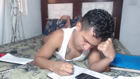 Aziel Pantoja online show from 09/24/25, 08:56