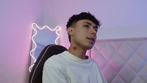 aziel_tay online show from 10/09/25, 11:30