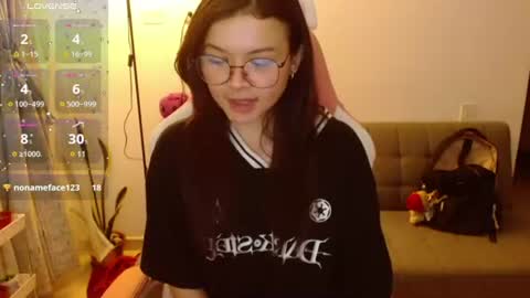 Snapshot of azu_chan chatting on 06/22/26, 11:57 Azu online show from 06/22/26, 11:57