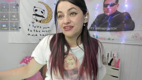 Snapshot of azucenaxxxgp chatting on 12/12/24, 06:31 Azucena R online show from 12/12/24, 06:31