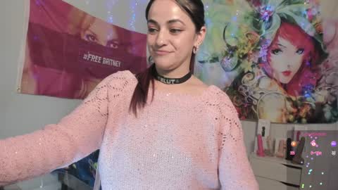 Snapshot of azucenaxxxgp chatting on 12/17/24, 06:31 Azucena R online show from 12/17/24, 06:31