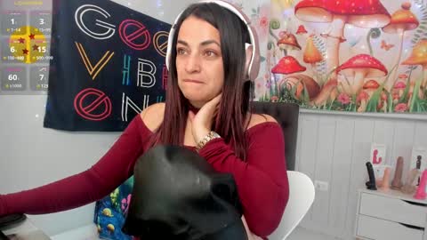 Snapshot of azucenaxxxgp chatting on 03/11/25, 07:14 Azucena R online show from 03/11/25, 07:14