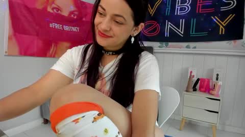 Snapshot of azucenaxxxgp chatting on 10/08/25, 02:14 Azucena R online show from 10/08/25, 02:14