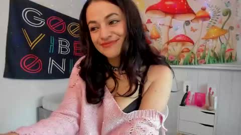 Snapshot of azucenaxxxgp chatting on 10/20/25, 01:44 Azucena R online show from 10/20/25, 01:44