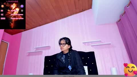 Snapshot of azul_moon chatting on 09/17/25, 03:41 azul_moon online show from 09/17/25, 03:41