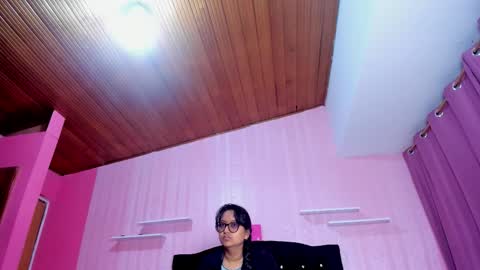 Snapshot of azul_moon chatting on 09/21/25, 03:30 azul_moon online show from 09/21/25, 03:30