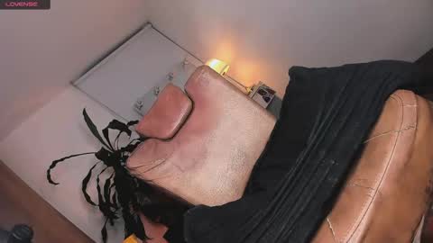 azulawitch online show from 04/18/26, 07:07