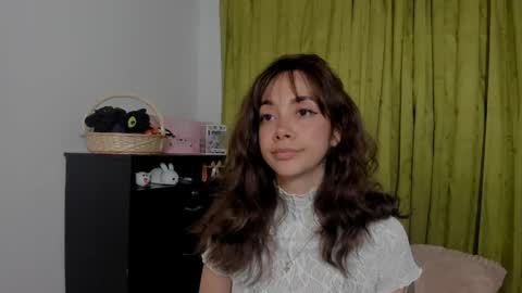 azumi saan online show from 04/28/26, 02:27