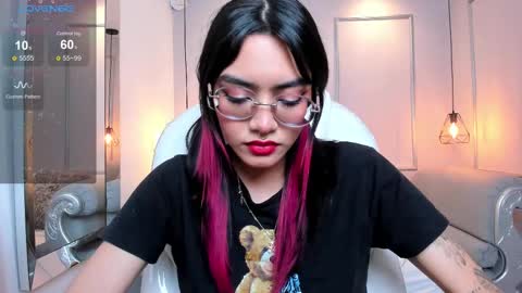 Azura online show from 02/13/25, 07:21