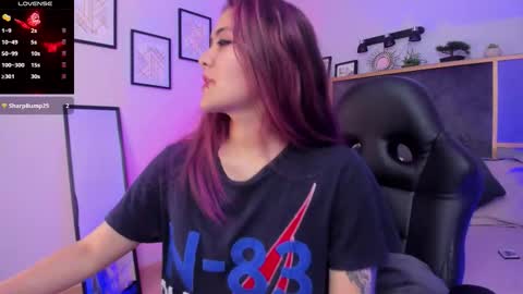 Azurra  online show from 03/18/26, 10:24