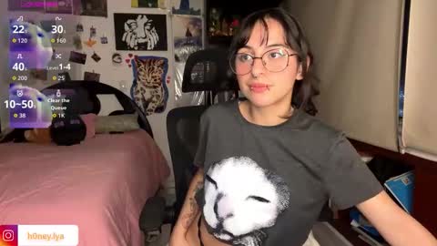 Lyanna online show from 03/13/26, 01:23