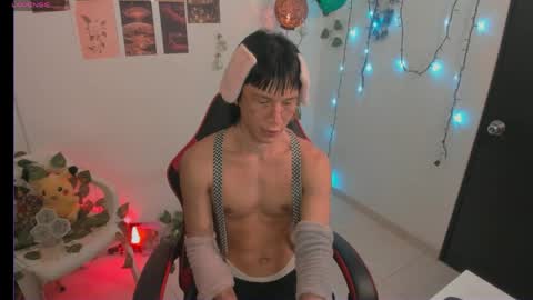 Snapshot of baaby_boyy chatting on 05/22/26, 01:46 odeley online show from 05/22/26, 01:46