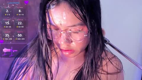 Snapshot of babby_alexxx chatting on 01/23/25, 05:52 babby_alexxx online show from 01/23/25, 05:52