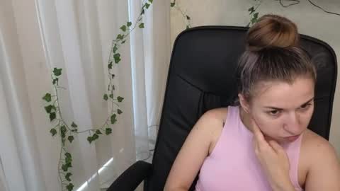 Anya online show from 06/24/26, 04:11