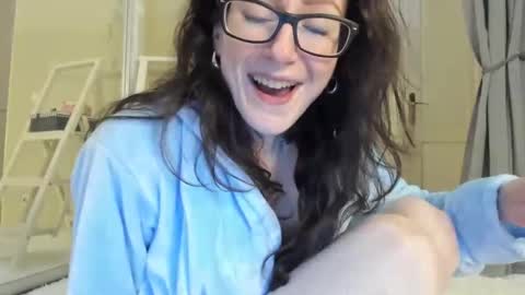 babby_jewel online show from 02/24/25, 06:26