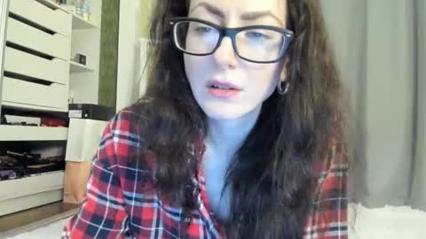 babby_jewel online show from 10/22/25, 10:15