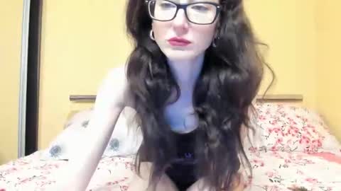 babby_jewel online show from 12/05/25, 11:08