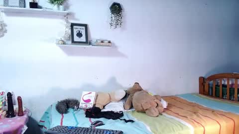 Snapshot of babby_swet chatting on 05/10/26, 02:50 babby_swet online show from 05/10/26, 02:50