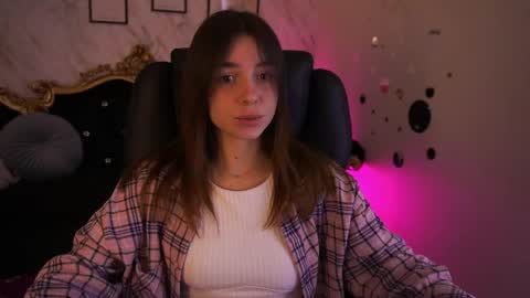 Snapshot of babe_dollie chatting on 05/11/26, 06:41 Babe online show from 05/11/26, 06:41
