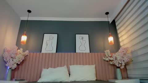 Snapshot of babe_sophiee chatting on 09/17/25, 03:19 babe_sophiee online show from 09/17/25, 03:19