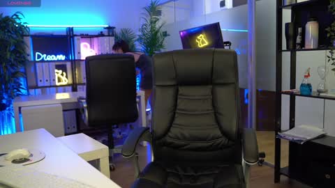 Olivia and Lexi online show from 01/07/26, 03:42