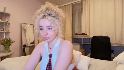 Babby Doll online show from 03/28/26, 07:46