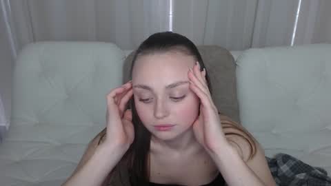 Snapshot of baby_emmaa chatting on 02/06/25, 01:21 Baby emmaa online show from 02/06/25, 01:21