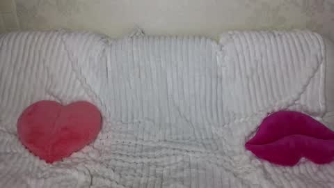Snapshot of baby_emmaa chatting on 03/10/25, 02:05 Baby emmaa online show from 03/10/25, 02:05
