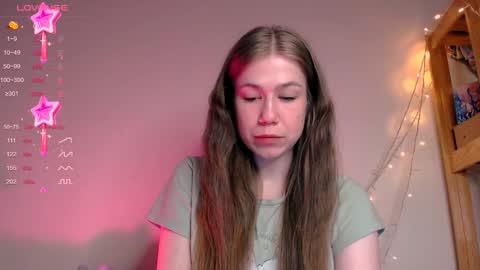 Kira online show from 01/08/25, 12:06