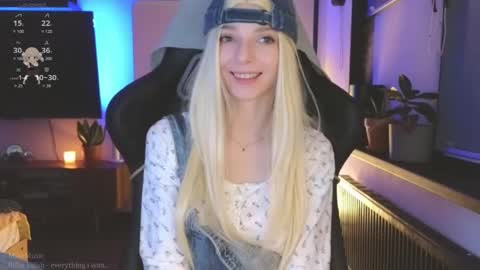 baby gopn1k online show from 01/21/25, 05:05