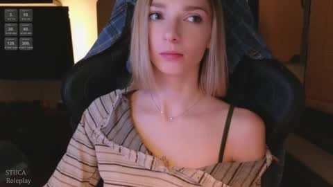 baby gopn1k online show from 12/18/25, 05:02