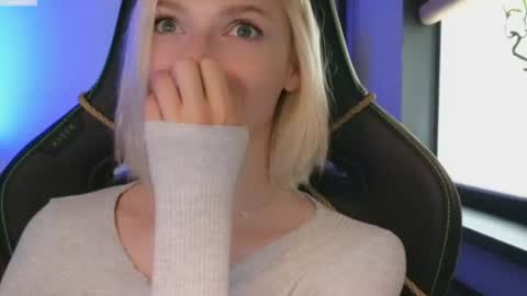 baby gopn1k online show from 08/01/26, 04:56