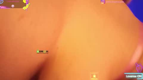 Snapshot of baby_hottye chatting on 10/31/25, 04:13 Diva x online show from 10/31/25, 04:13