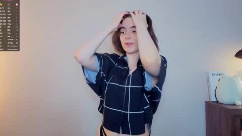 Emily online show from 04/07/26, 07:42