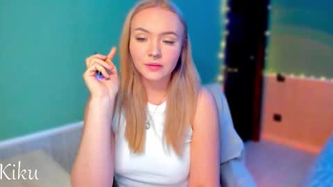 Heyy Im Kikuuu  Im so energetic  Catch my vibe online show from 11/13/25, 11:14