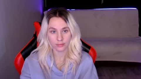 baby_kitte online show from 12/12/24, 03:43