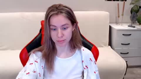 baby_kitte online show from 01/15/25, 04:36