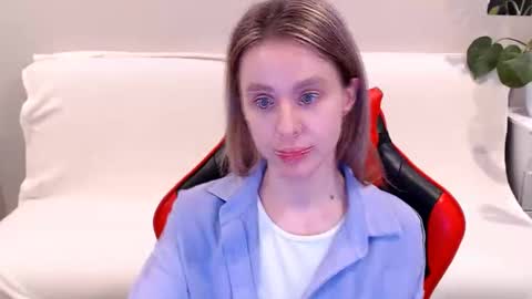 baby_kitte online show from 02/12/25, 10:14