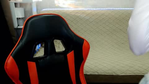 baby_kitte online show from 01/13/26, 03:23