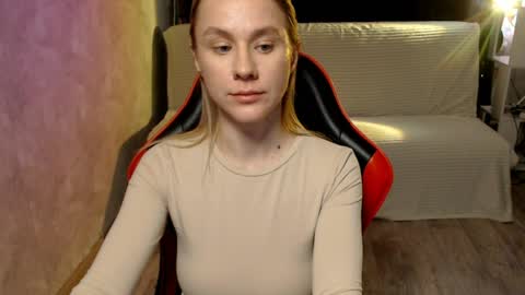 baby_kitte online show from 04/09/26, 06:19