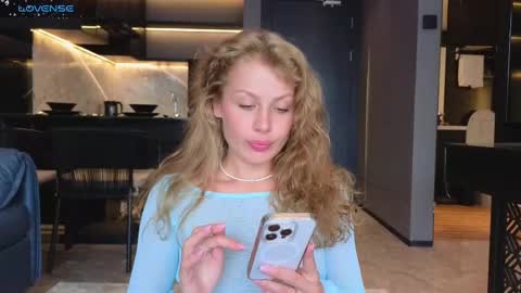 Sharleen online show from 02/14/25, 07:59